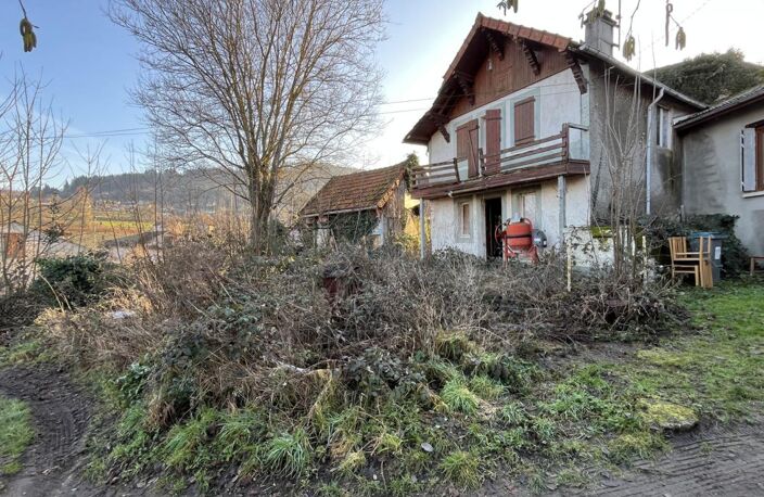 Petite maison à rénover entre coeur historique et plein campagne — photo 3