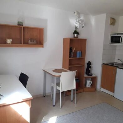 Appartement 1 pièces 440 €
