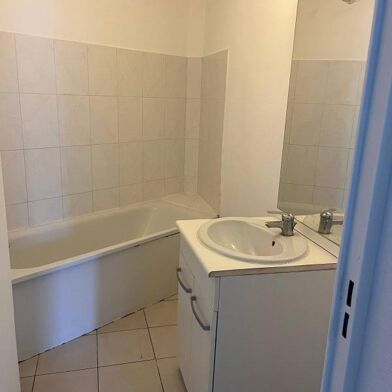 Appartement 4 pièces 550 €