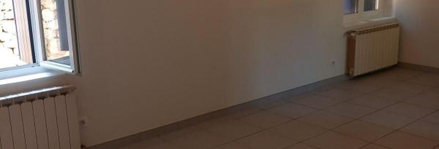 Appartement 1 Pièce 45 m² à louer à Saint-Hippolyte-du-Fort (30170)