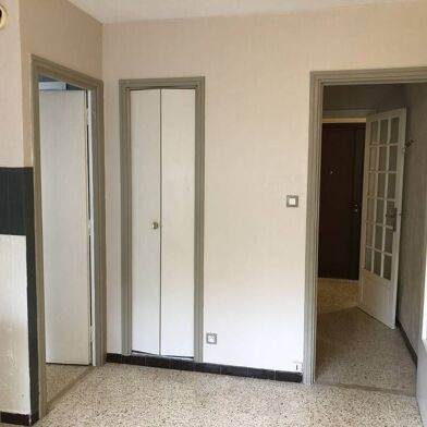 Appartement 2 pièces 820 €