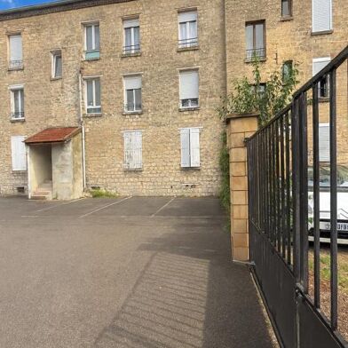 Appartement 2 pièces 780 €