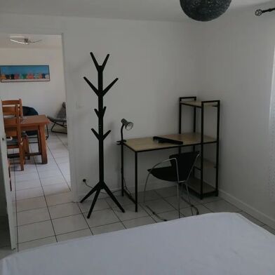 Appartement 1 pièces 470 €