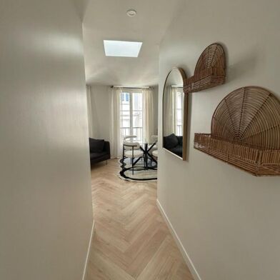 Appartement 3 pièces 2500 €