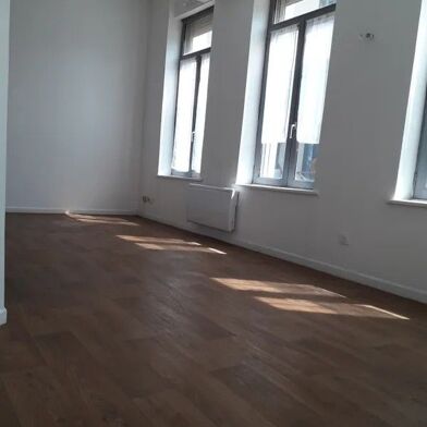 Appartement 2 pièces 725 €