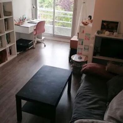 Appartement 1 pièces 570 €