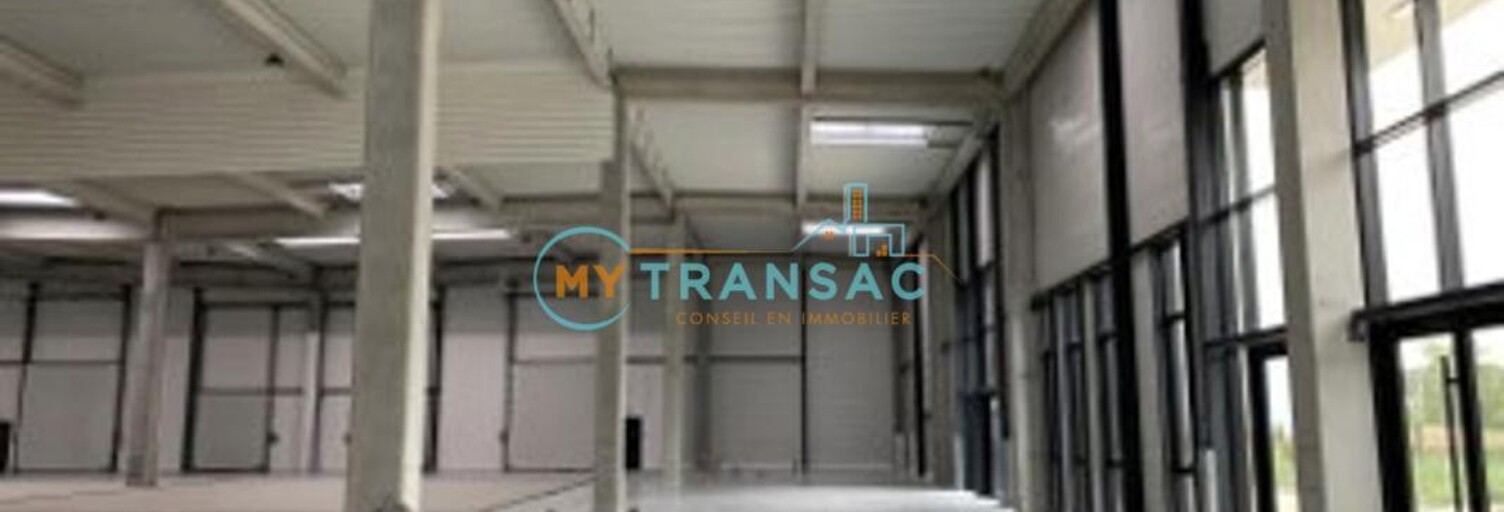 Local industriel  3279 m² à louer à Sucy-en-Brie (94370)