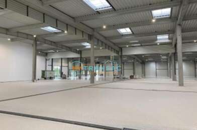 Local industriel  76100 €