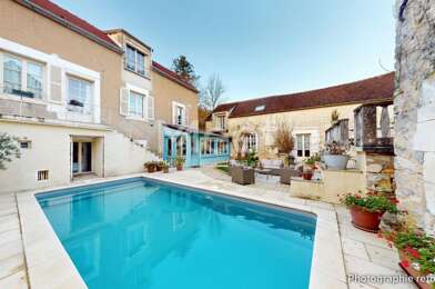 Maison 8 pièces 349000 €