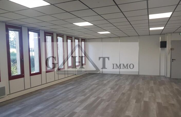 BUREAUX — photo 2