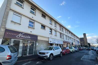 Commerce  220000 €