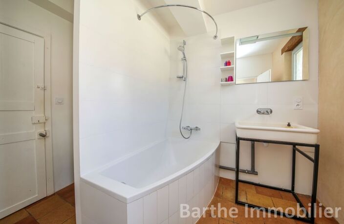 Centre Gaillac, Maison de ville atypique T3 — photo 2
