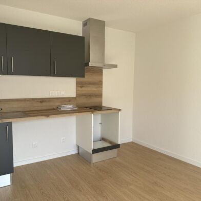 Appartement 2 pièces 605 €