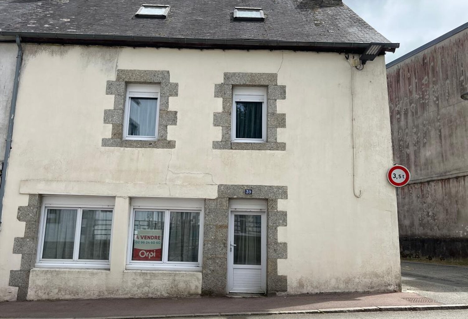 A VENDRE - Maison de ville — photo 1