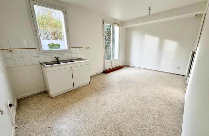Maison 116 m², grand séjour, 4 chambres, garage et jardin - DPE C — photo 3