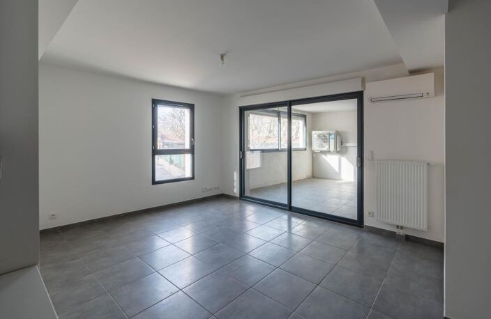 Appartement À Vendre — photo 2