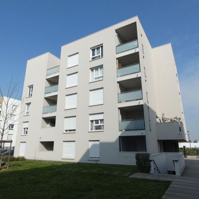 Appartement 2 pièces 784 €