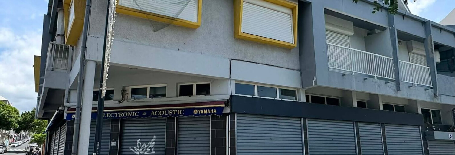 Immeuble  384 m² à vendre à Saint-Pierre (97410)