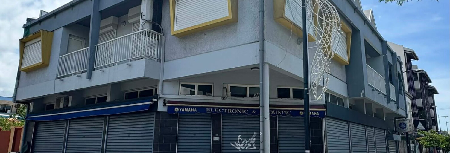 Immeuble  384 m² à vendre à Saint-Pierre (97410)
