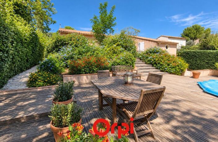 EXCLUSIVITÉ BANDOL – VILLA DE PLAIN-PIED AVEC PISCINE, CALME ET INTIMITÉ — photo 2
