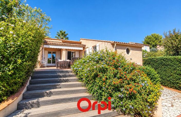EXCLUSIVITÉ BANDOL – VILLA DE PLAIN-PIED AVEC PISCINE, CALME ET INTIMITÉ — photo 4