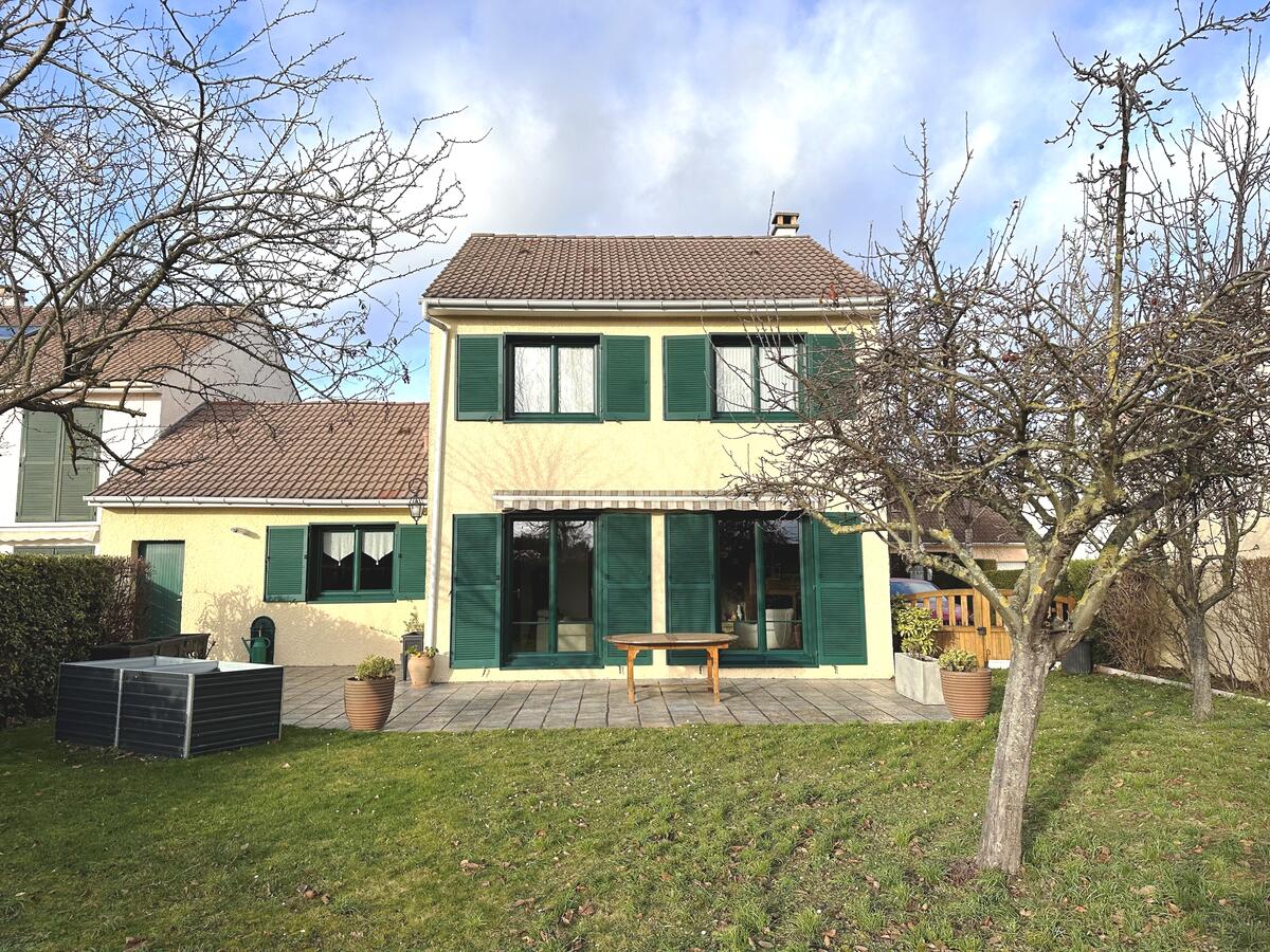Villa / Maison 6 pièces  à vendre Montesson 78360
