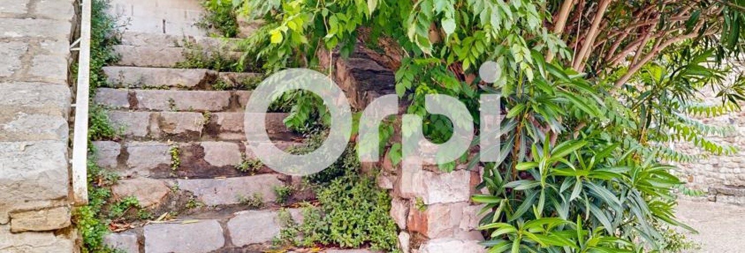 Maison 7 Pièces 169 m² à vendre à Ruoms (07120)