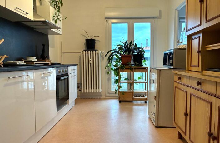 Appartement À Louer — photo 2