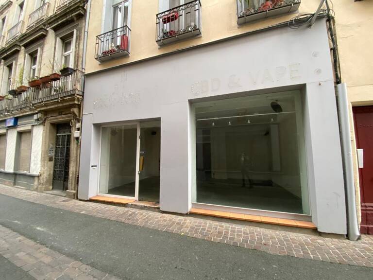 Bien Commercial À Louer — photo 1