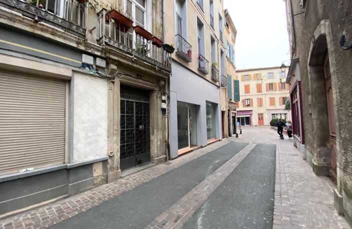 Bien Commercial À Louer — photo 2