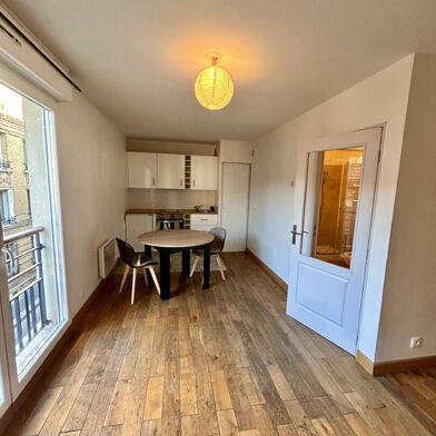 Appartement 1 pièces 862 €