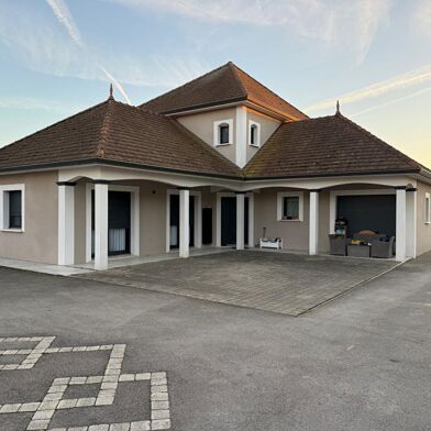 Maison 7 pièces 355000 €