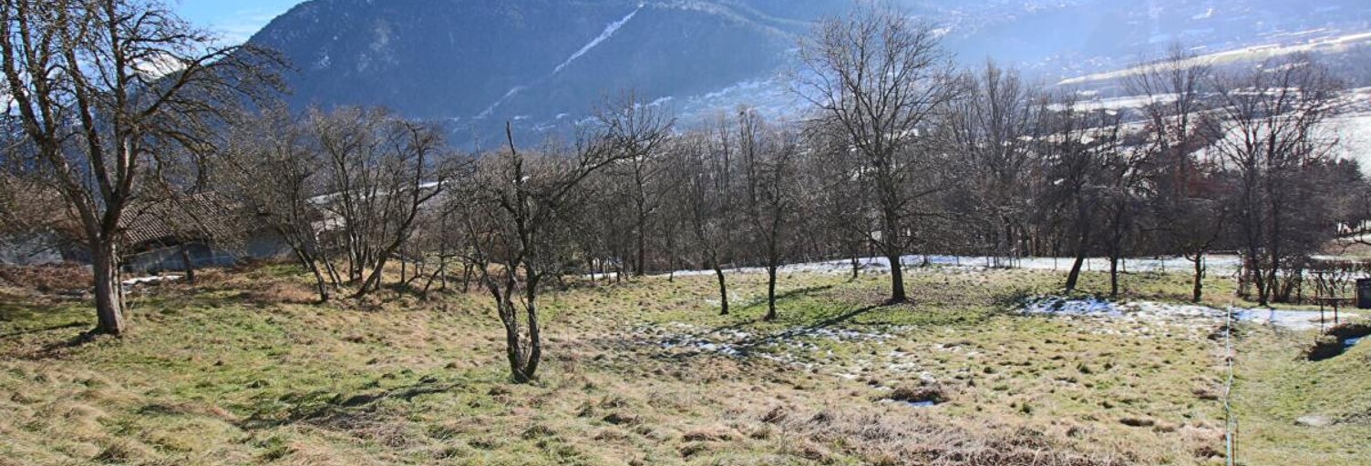 Terrain  2028 m² à vendre à Passy (74190)