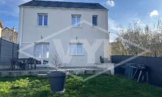 Maison 5 Pièces 93 m² à vendre à Combs-la-Ville (77380)