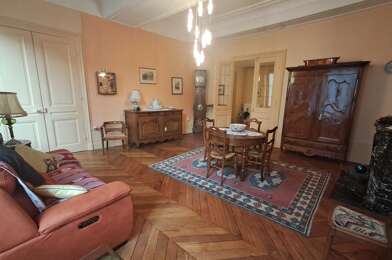 Appartement 6 pièces 322000 €