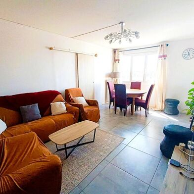 Appartement 4 pièces 130990 €