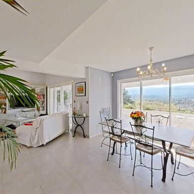 Maison 7 pièces 448500 €