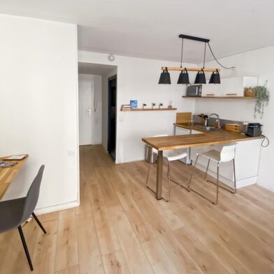 Appartement 1 pièces 700 €