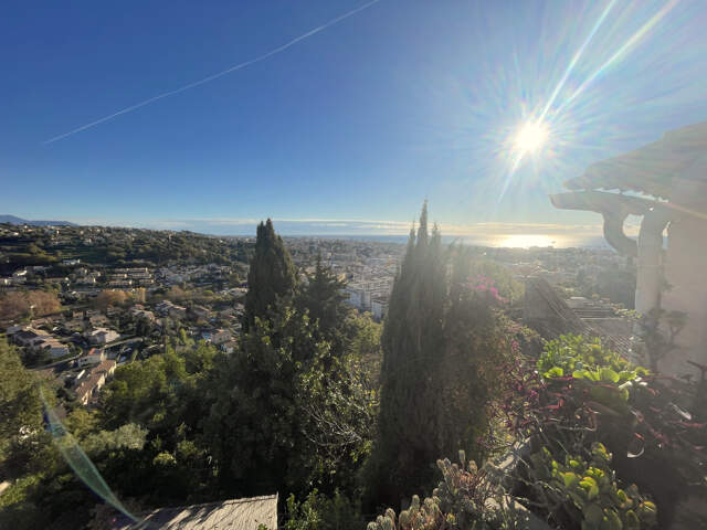 Haut de Cagnes maison de village terrasse vue mer — photo du bien