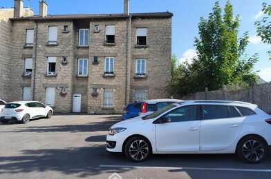 Appartement 3 pièces 84700 €