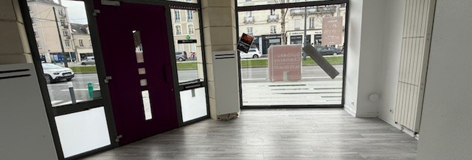 Bureau  115 m² à louer à Angers (49100)