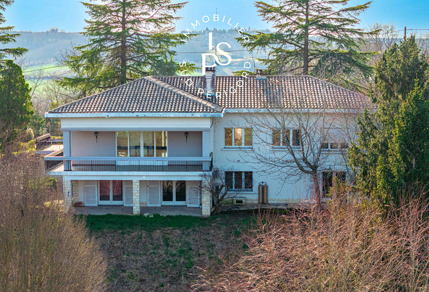 Maison sur les hauteurs de Pujols — photo 1