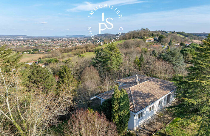Maison sur les hauteurs de Pujols — photo 4