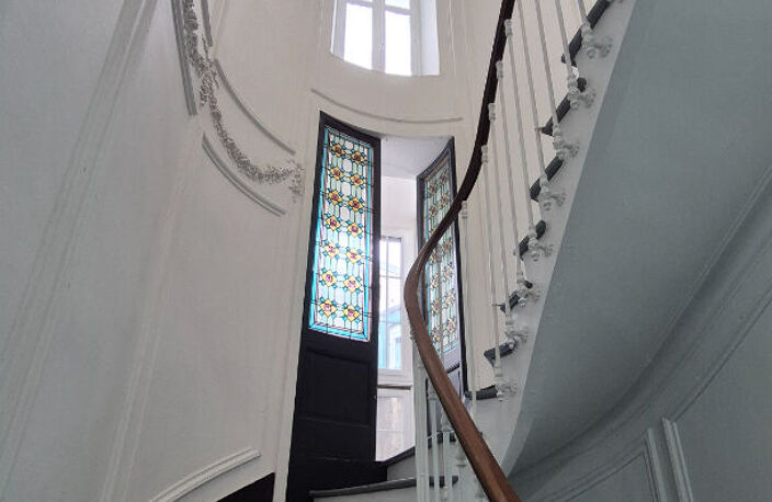 Hyper centre, immeuble d'exception. — photo 3