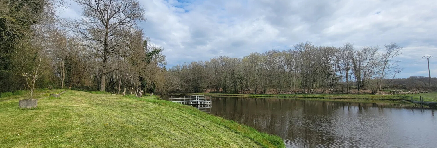 Terrain  90000 m² à vendre à Le Chautay (18150)