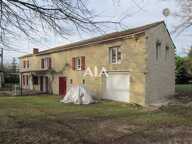 Deux maisons de village proche de ST FRAIGNE — photo 3