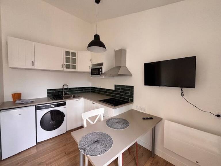 Studio meublé à l'année avec parking — photo 1