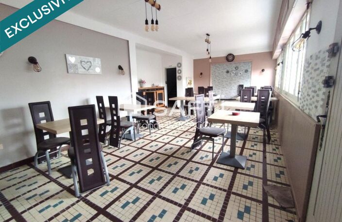 IMMEUBLE DE RAPPORT AVEC ANNEXE ET PATIO — photo 2