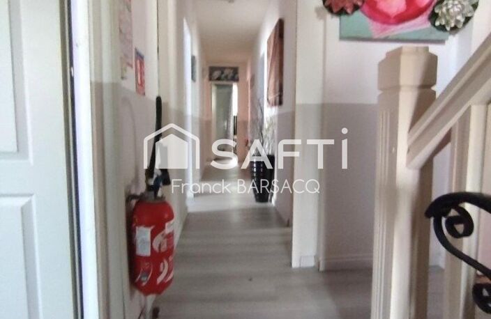 IMMEUBLE DE RAPPORT AVEC ANNEXE ET PATIO — photo 4