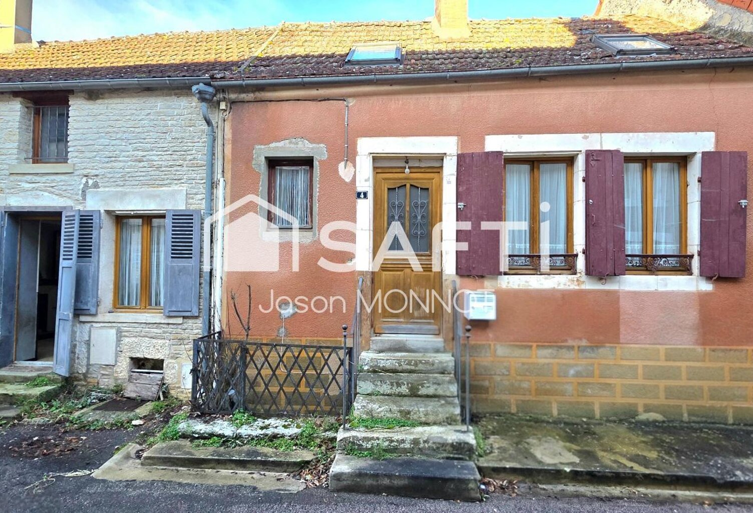 Maison de village avec dépendances  Tanlay — photo 1